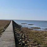 Kuestenperle Nordsee Mit Balkon Und Gemeinschaftssauna *